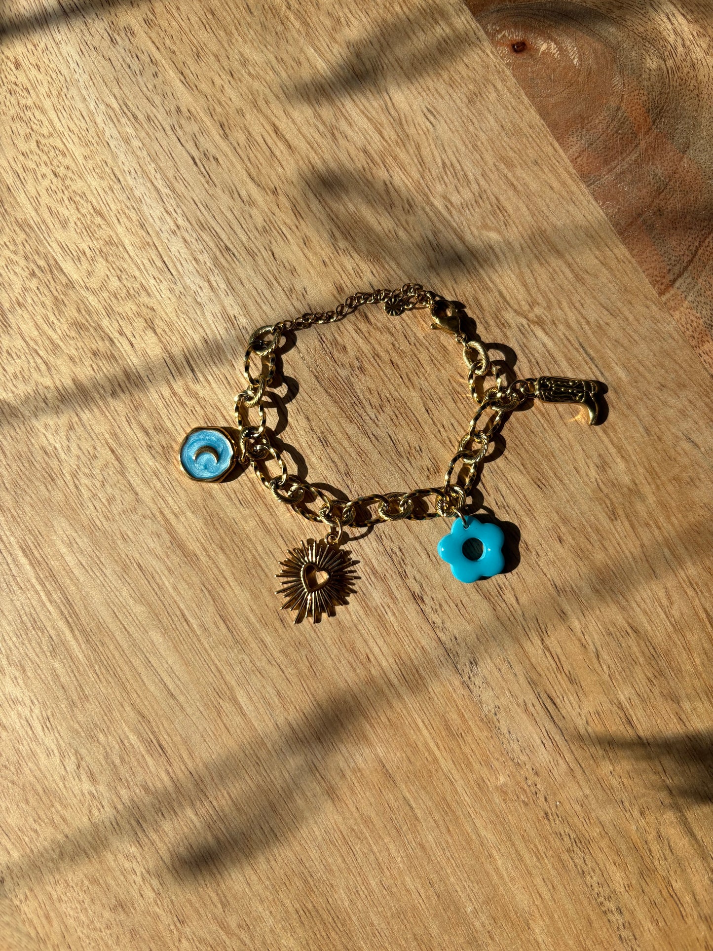 Bracelet blue