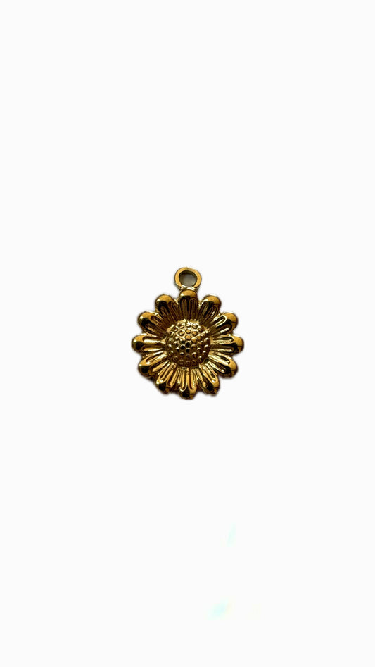 15- Charm Marguerite