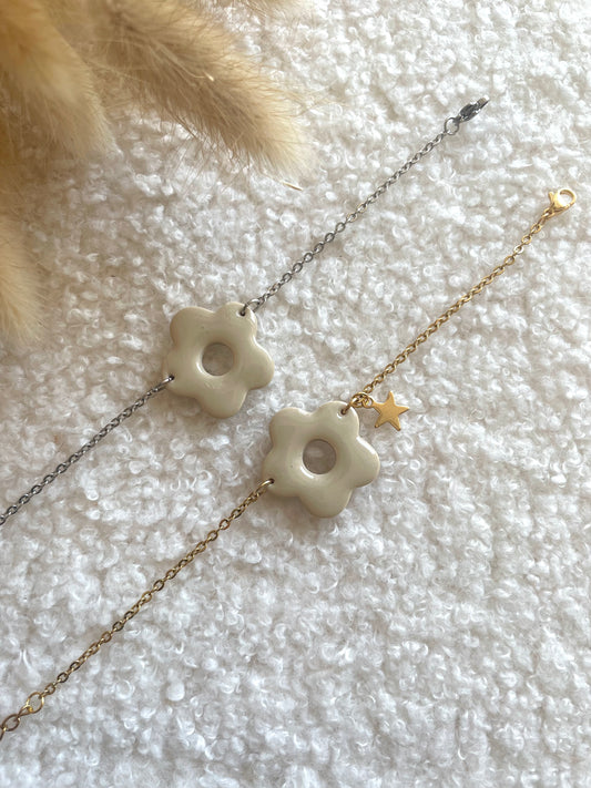 Bracelet chaîne fleur beige