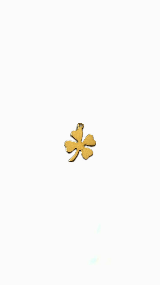 6- Charm petit trèfle