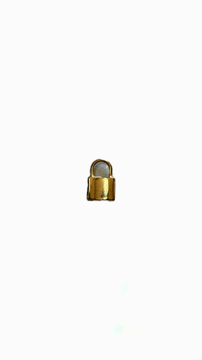 9- Charm petit cadena